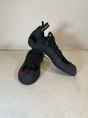 La Sportiva Tarantulace Black/Poppy Rock Climbing Shoes Women’s Size 9.5